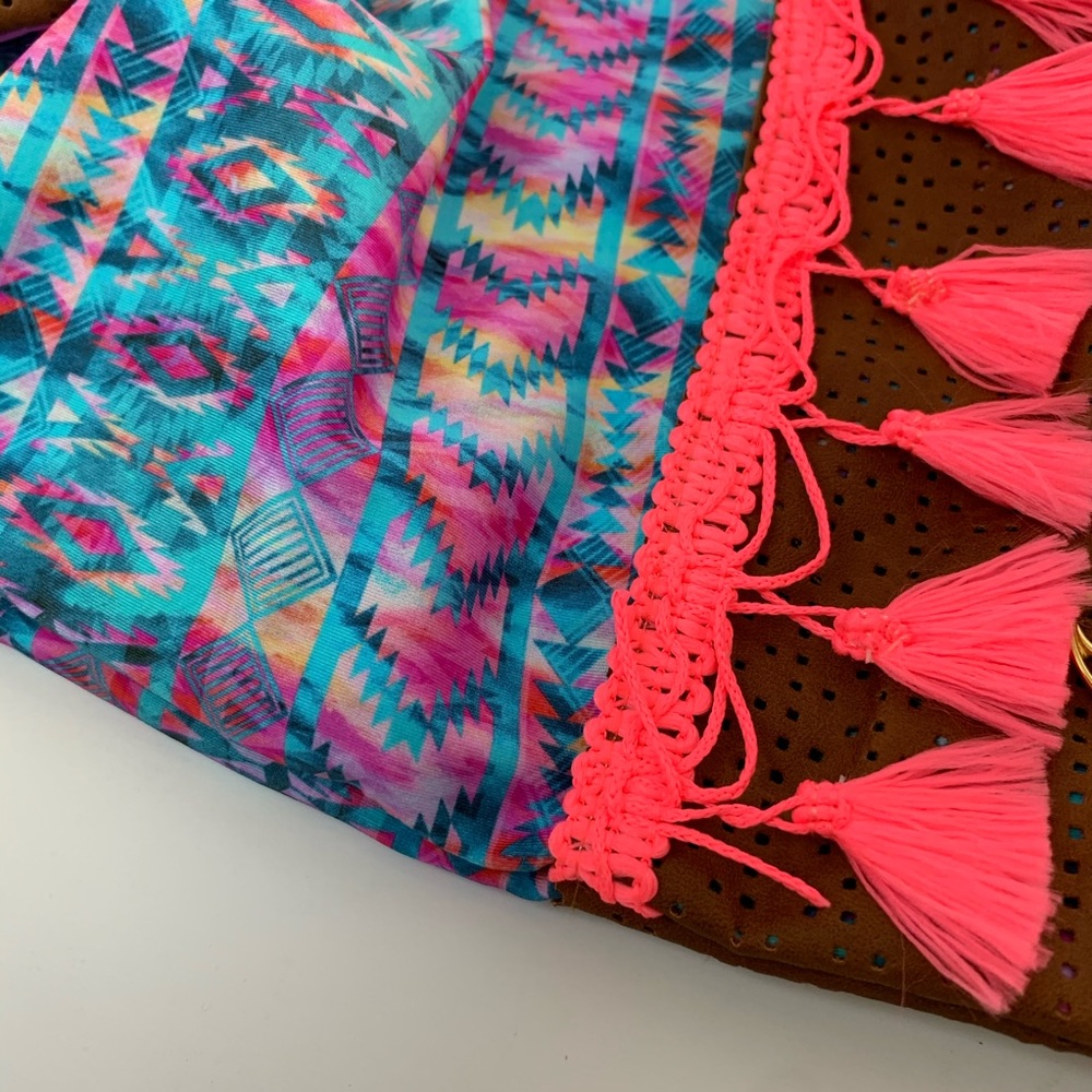 Leonisa | Tassel Drawstring Backpack - Picture 3 of 11